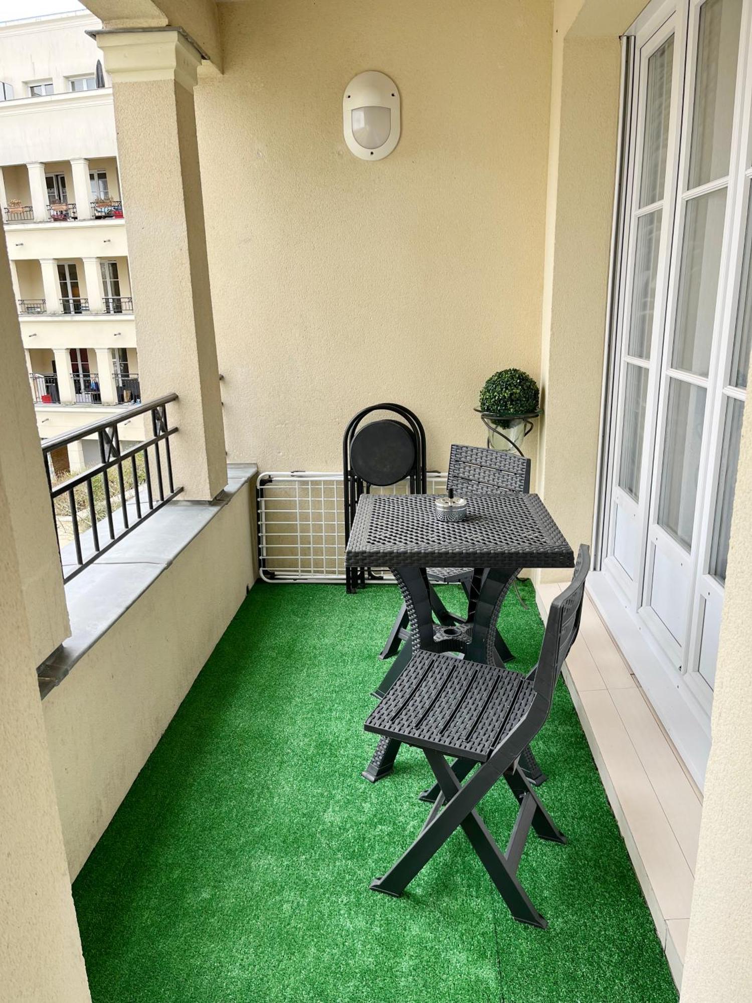 Logement Proche Disneyland, Val D'Europe, Et Paris ! Leilighet Serris Eksteriør bilde